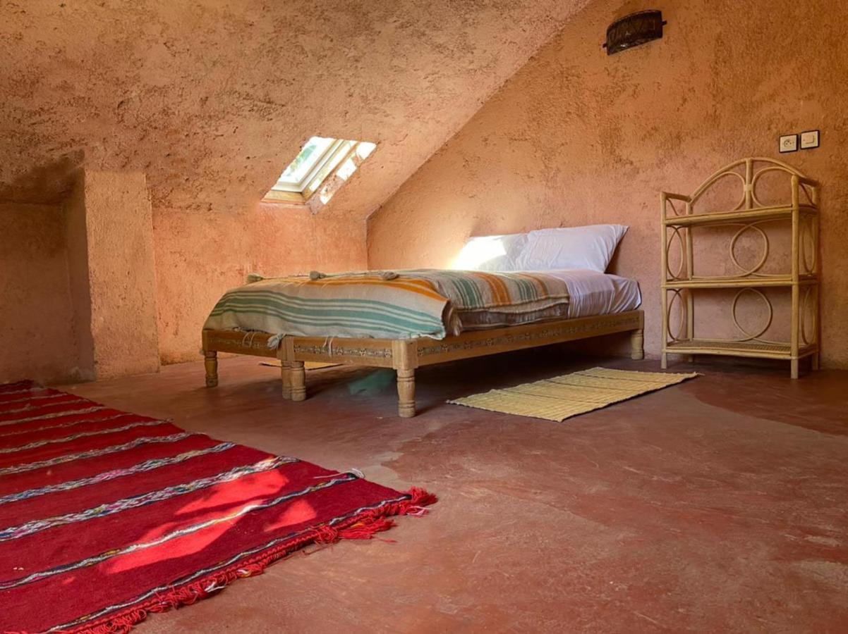 Gite Camping Amazigh 아즈루 외부 사진